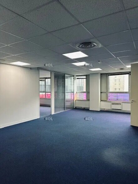 Bureau dans Paris à louer - Photo de l’immeuble – Image 3 sur 4