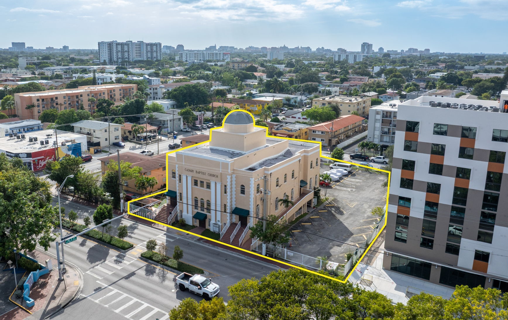210-229 SW 17th Ct, Miami, FL à vendre Aérien– Image 1 sur 9