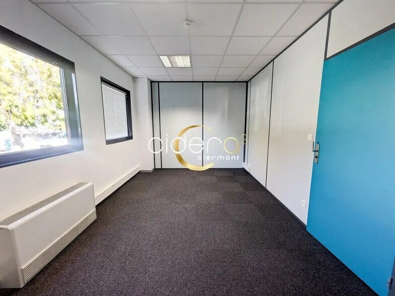 Bureau dans Aubière à louer - Photo de l’immeuble – Image 2 sur 7