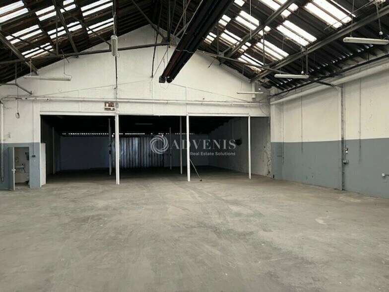 Industriel/Logistique dans Mantes-la-Jolie à louer - Photo de l’immeuble – Image 2 sur 11