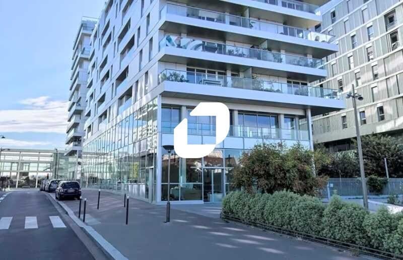 Local commercial dans Paris à louer Photo de l’immeuble– Image 1 sur 2