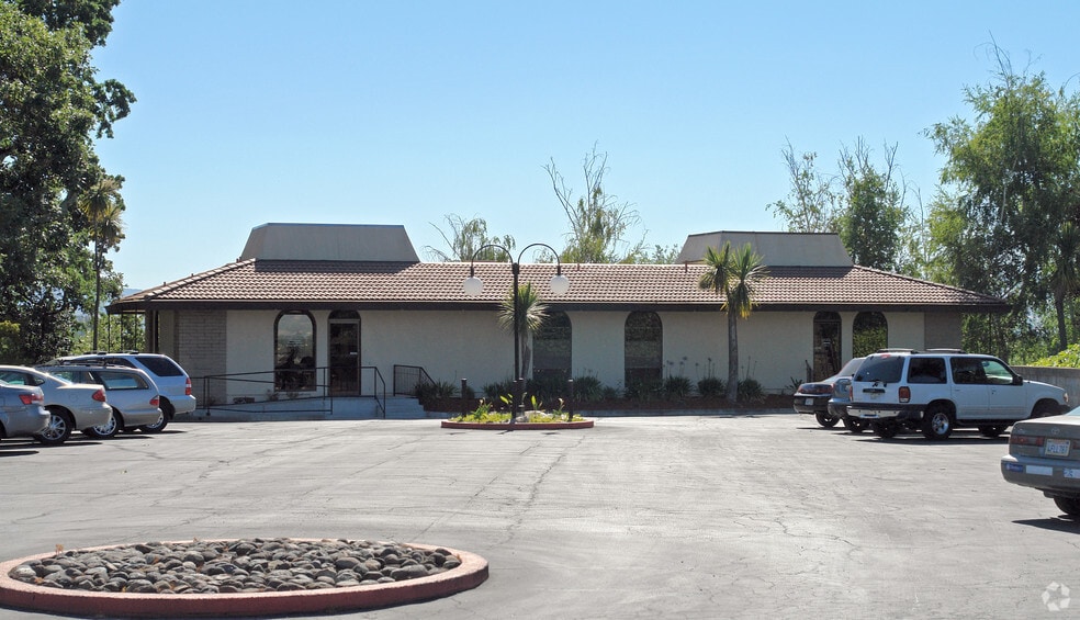 7064 Corline Ct, Sebastopol, CA à louer - Photo principale – Image 2 sur 13