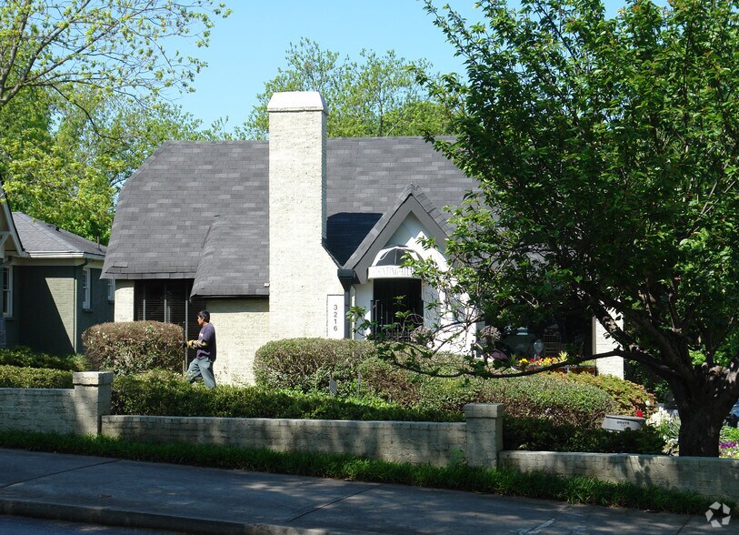 3216 Paces Ferry Pl, Atlanta, GA à louer - Photo de l’immeuble – Image 2 sur 4