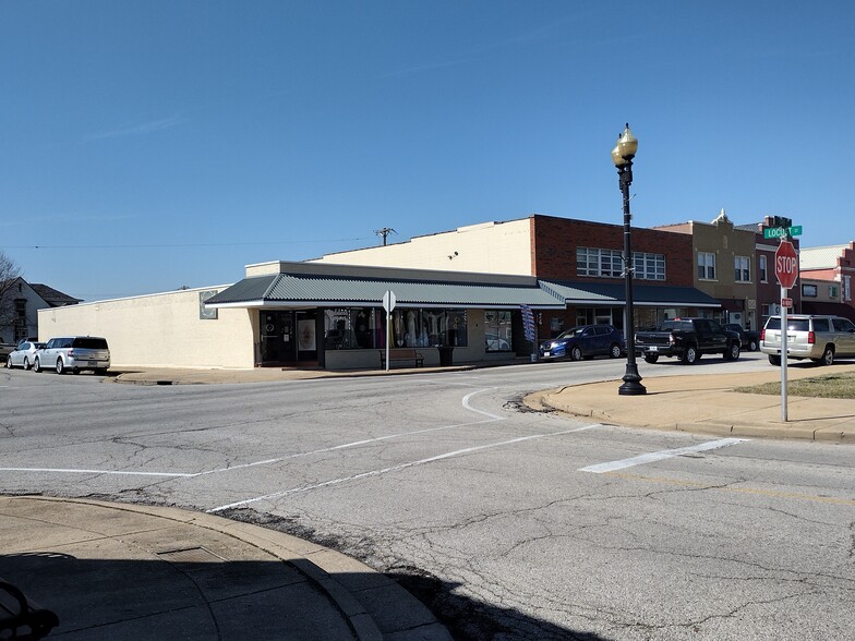 29-33 S Oak St, Union, MO à vendre - Photo de l’immeuble – Image 1 sur 10