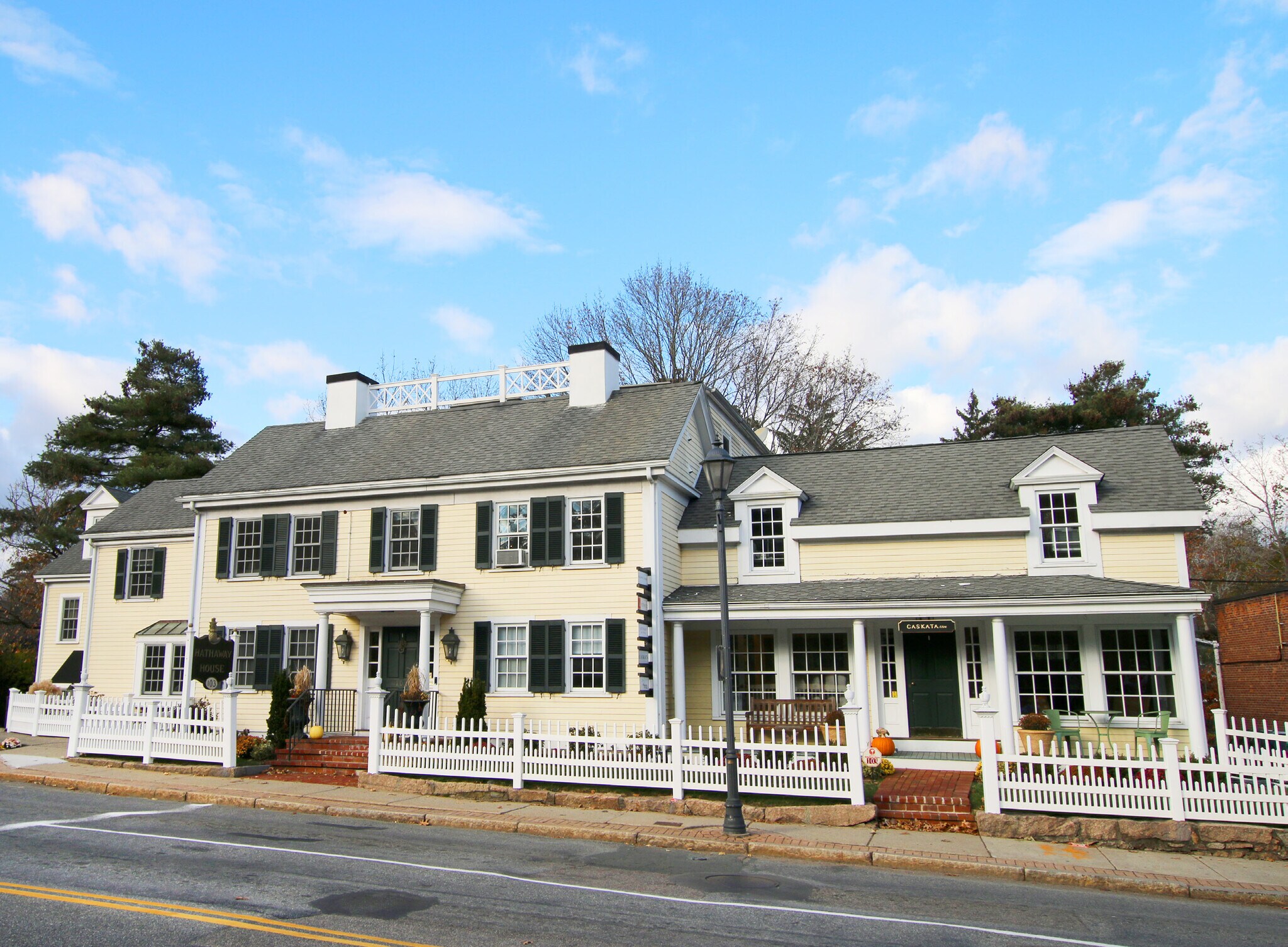 103 Central St, Wellesley, MA à louer Photo de l’immeuble– Image 1 sur 9