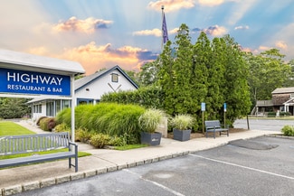 Plus de détails pour 290 Montauk Hwy, East Hampton, NY - Local commercial à vendre