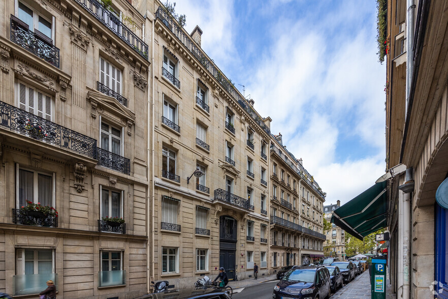 Bureau dans Paris à louer - Photo de l’immeuble – Image 2 sur 7