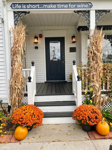 132 Old McHenry Rd, Long Grove, IL à louer - Photo de l’immeuble – Image 3 sur 4