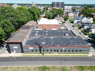 Plus de détails pour 200-204 Railroad Ave, Hackensack, NJ - Industriel/Logistique à vendre