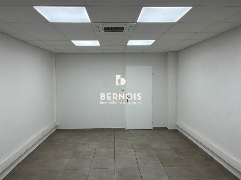 Bureau dans Toulon à vendre - Photo intérieure – Image 2 sur 7