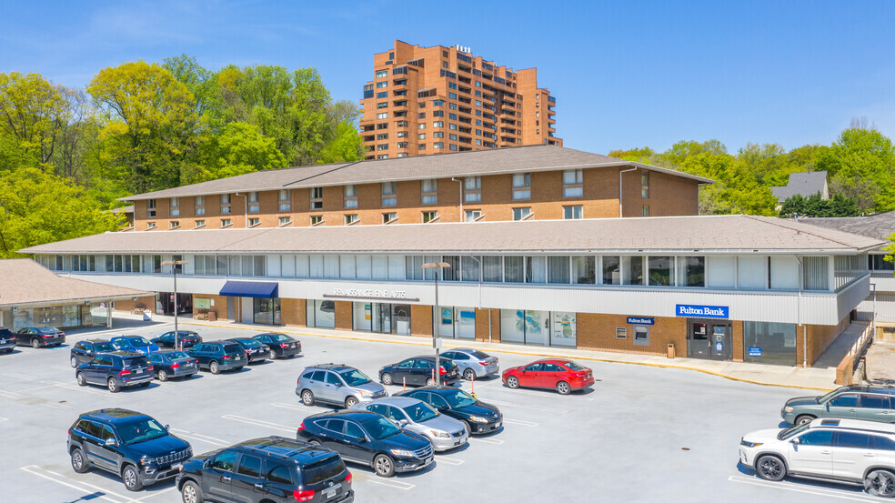 5100 Falls Rd, Baltimore, MD à louer - Photo de l’immeuble – Image 1 sur 25