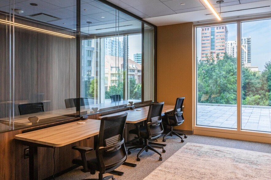 999 Peachtree St Ne, Atlanta, GA à louer - Photo intérieure – Image 3 sur 11