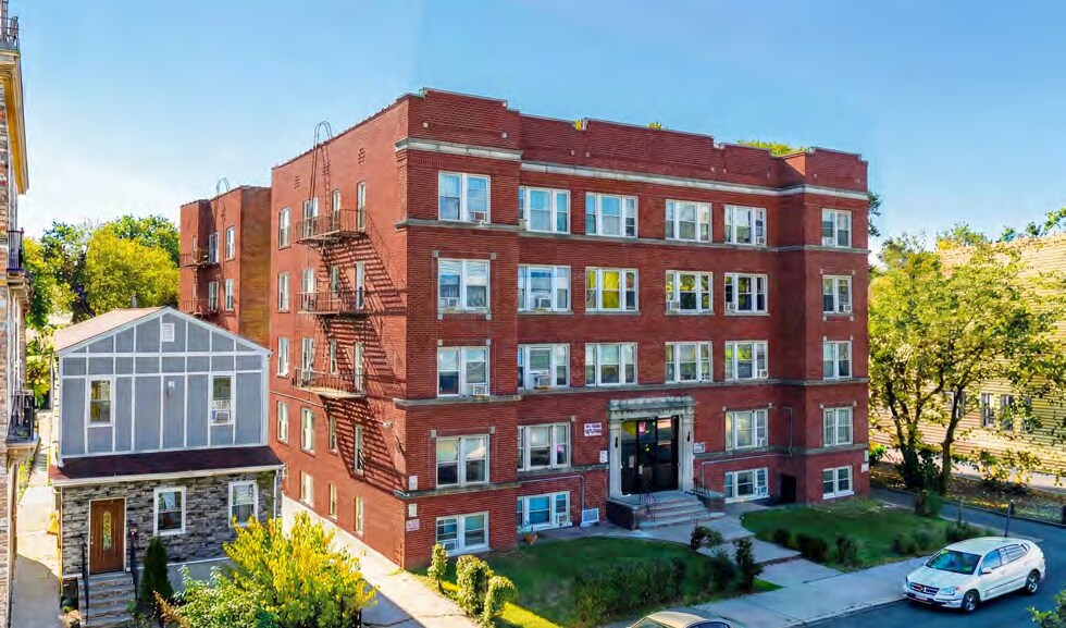 654 Lyons Ave, Irvington, NJ à vendre - Photo de l’immeuble – Image 3 sur 4