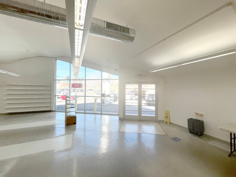 6336 Leetsdale Dr, Denver, CO à vendre - Photo de l’immeuble – Image 3 sur 8