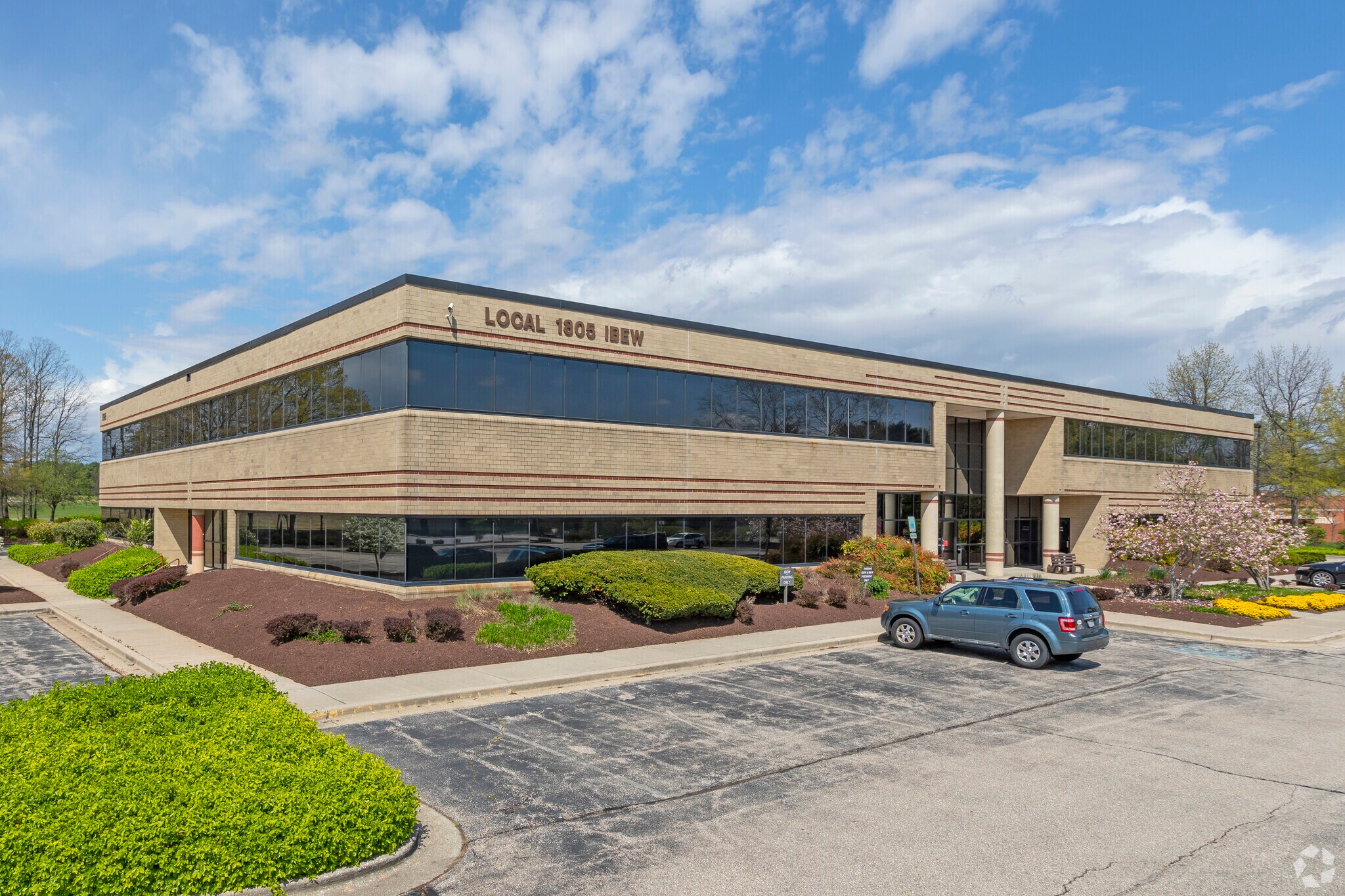 898 Airport Park Rd, Glen Burnie, MD à louer Photo principale– Image 1 sur 5