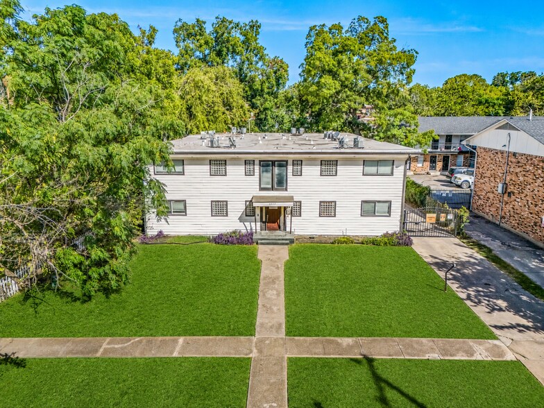 4915 Reiger Ave, Dallas, TX à vendre - Photo de l’immeuble – Image 2 sur 15