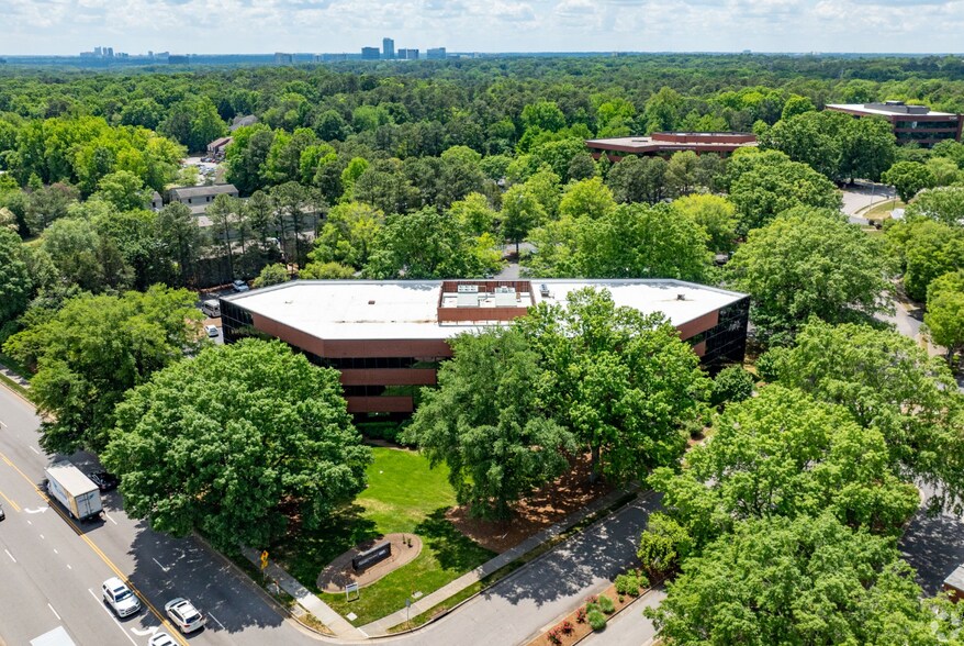 6131 Falls of Neuse Rd, Raleigh, NC à louer - Aérien – Image 3 sur 6