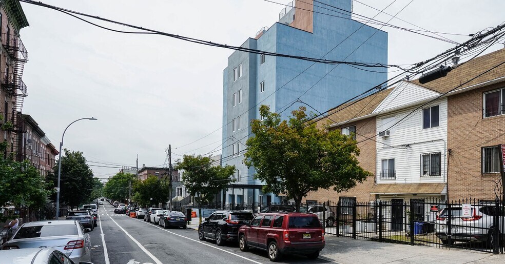 1525-1527 Bryant Ave, Bronx, NY à vendre - Photo de l’immeuble – Image 2 sur 7