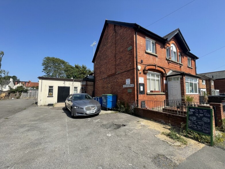 45 York Rd, Farnborough à vendre - Photo de l’immeuble – Image 2 sur 9