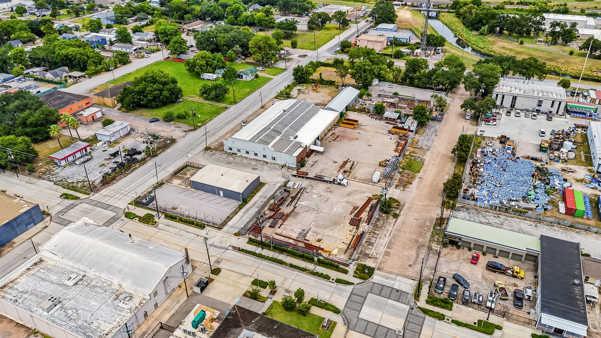 110 N Shaver St, Pasadena, TX à louer Photo intérieure– Image 1 sur 7
