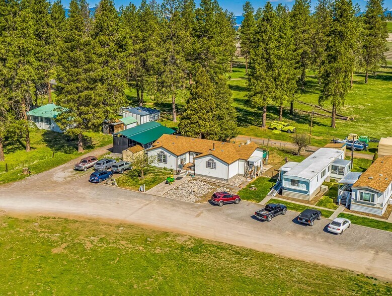 32323 Modoc Point Rd, Chiloquin, OR à vendre - Photo de l’immeuble – Image 3 sur 11