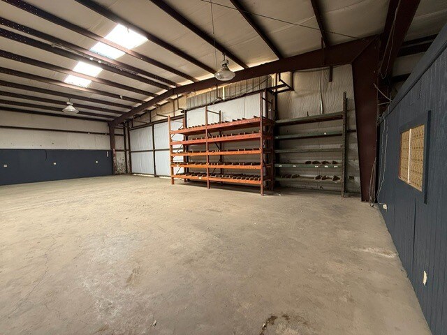16202 Butera Rd, Magnolia, TX à louer Photo de l’immeuble– Image 1 sur 6