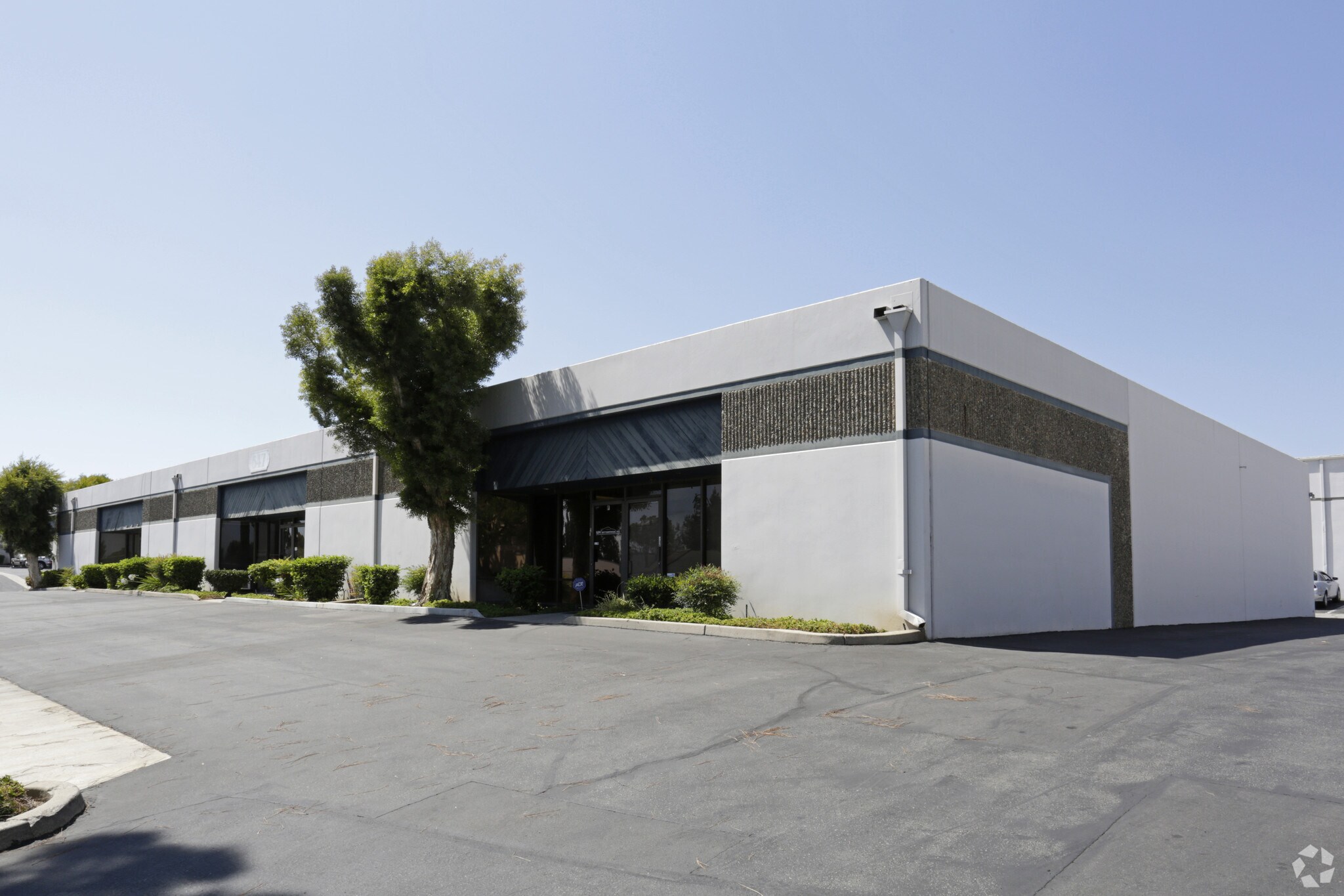 547 W Apollo St, Brea, CA à louer Photo principale– Image 1 sur 5