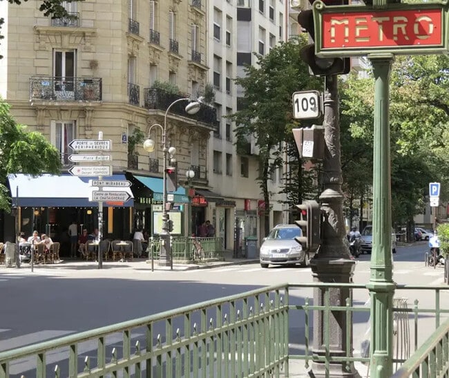 Plus de détails pour Local commercial à louer