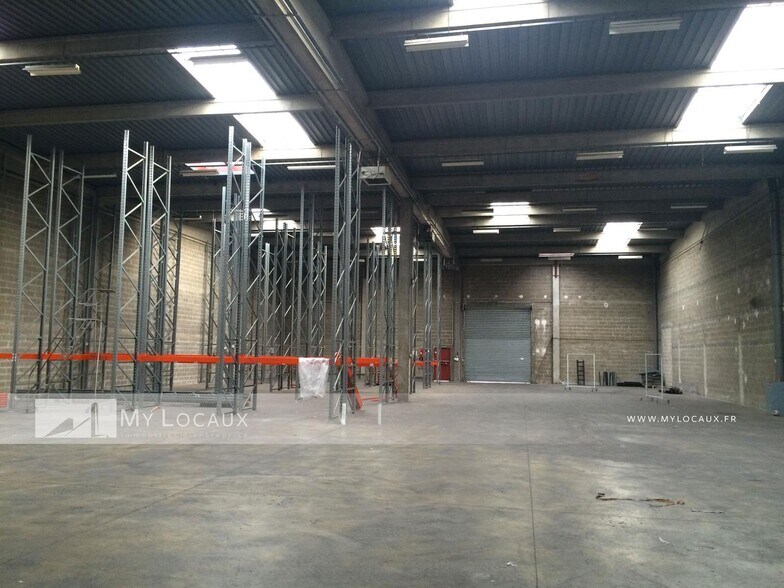 Industriel/Logistique dans Goussainville à louer - Photo intérieure – Image 2 sur 4