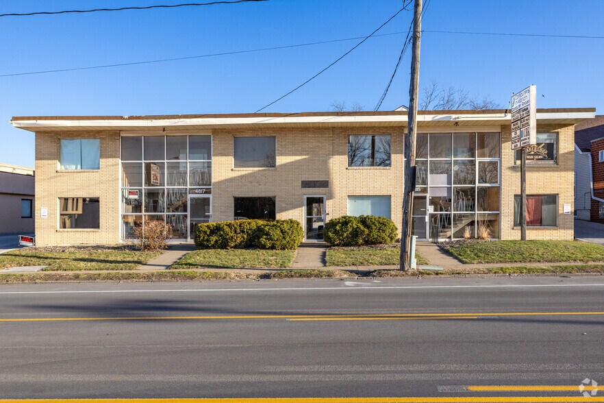 4815-4817 University Ave, Des Moines, IA à louer - Photo de l’immeuble – Image 2 sur 2