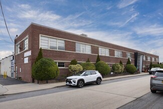 Plus de détails pour 21 Ryder Pl, East Rockaway, NY - Industriel/Logistique à louer