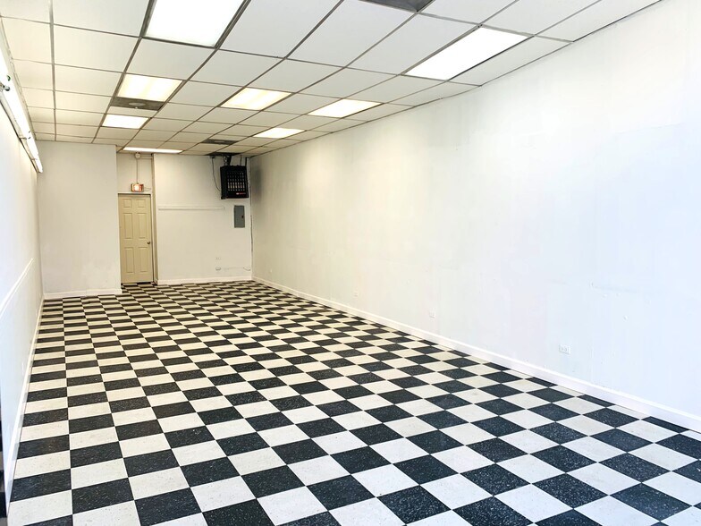 3435-3445 W 26th St, Chicago, IL à louer - Photo intérieure – Image 3 sur 19