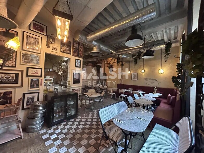 Local commercial dans Lyon à vendre - Photo de l’immeuble – Image 3 sur 19