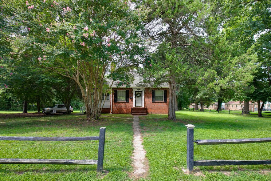 2554 Noel St, Richmond, VA à vendre - Photo de l’immeuble – Image 3 sur 16