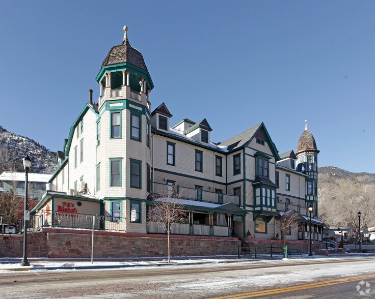 819 Manitou Ave, Manitou Springs, CO à louer - Photo principale – Image 2 sur 34