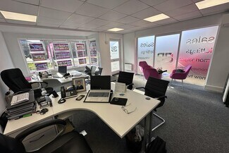 Plus de détails pour 1 Wycombe Rd, Stokenchurch - Local commercial à louer