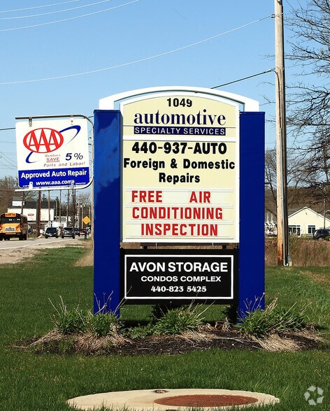 1049 Center Rd, Avon, OH à louer - Photo de l’immeuble – Image 3 sur 3