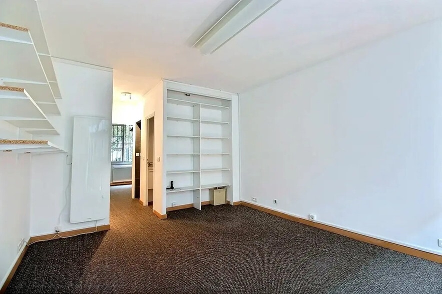 Bureau dans Paris à louer - Photo de l’immeuble – Image 2 sur 8