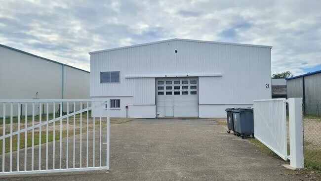 Plus de détails pour Industriel/Logistique à louer