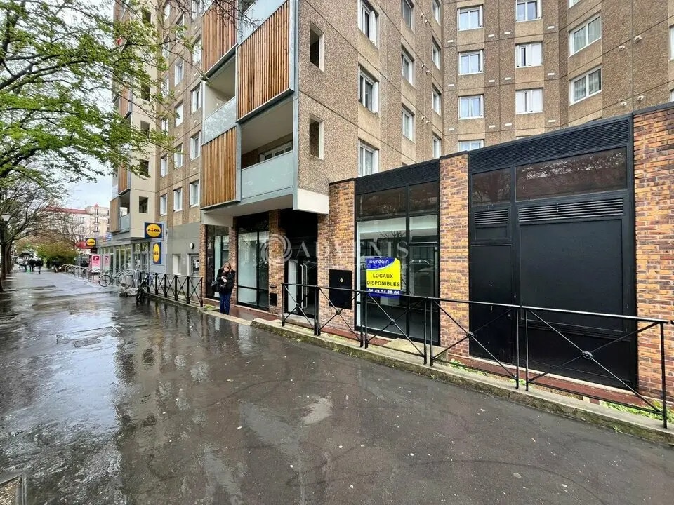 Local commercial dans Saint-Ouen-sur-Seine à louer Photo de l’immeuble– Image 1 sur 7
