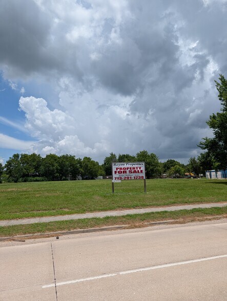 6633 Orem, Houston, TX à vendre - Photo de l’immeuble – Image 2 sur 6