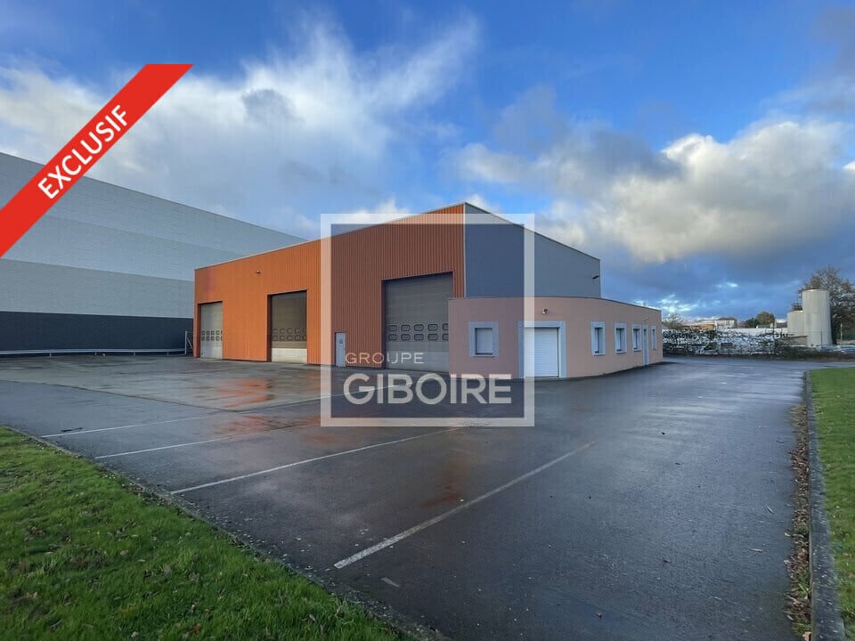 Industriel/Logistique dans Servon-sur-Vilaine à louer Photo de l’immeuble– Image 1 sur 12
