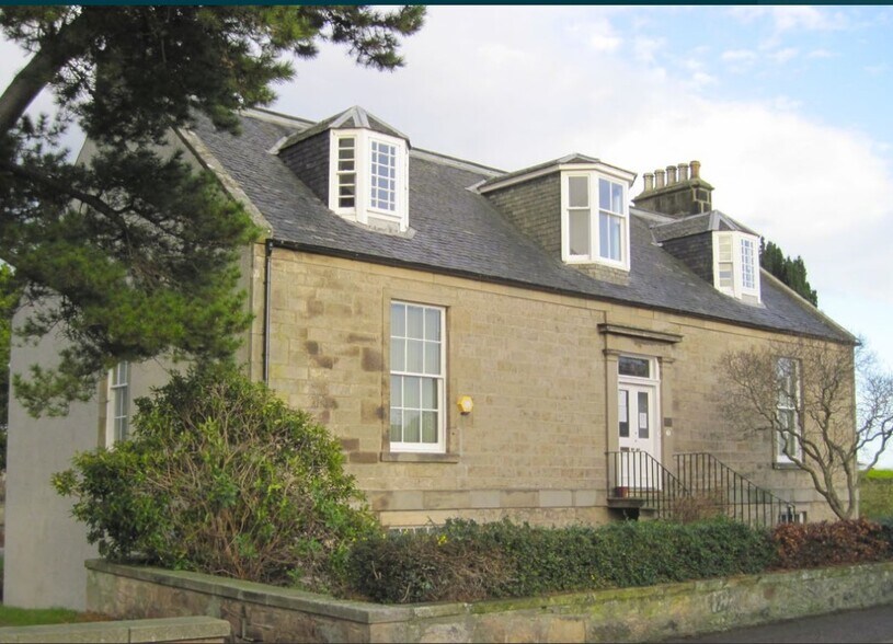 7 Mayne Rd, Elgin à vendre - Photo de l’immeuble – Image 1 sur 2