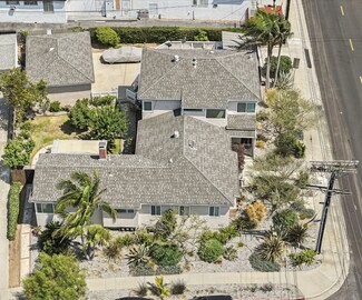 Plus de détails pour 5931 W 79th St, Los Angeles, CA - Logement à vendre
