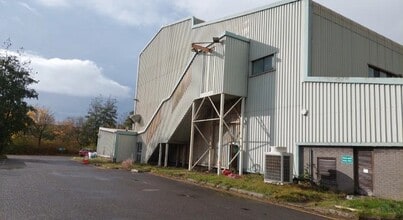 15 Brynhyfryd Rd, Port Talbot à louer Photo de l’immeuble– Image 2 sur 5