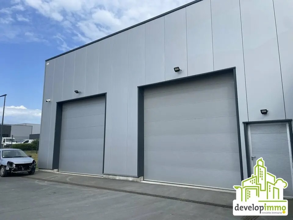 Bureau dans Ranville à louer Photo de l’immeuble– Image 1 sur 10