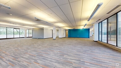 100 E campus view Blvd, Columbus, OH à louer Numérisation 3D Matterport– Image 1 sur 15
