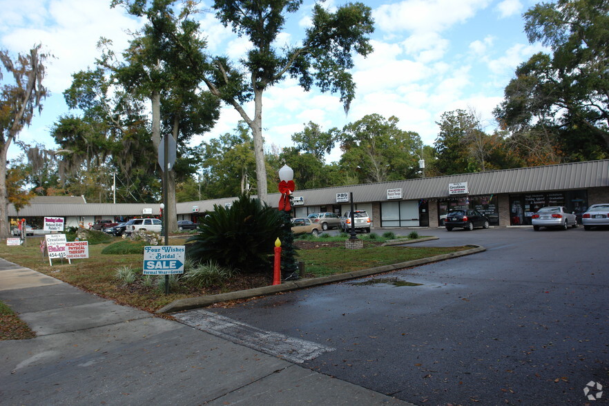 206-240 NE 1st Ave, High Springs, FL à louer - Photo de l’immeuble – Image 1 sur 8