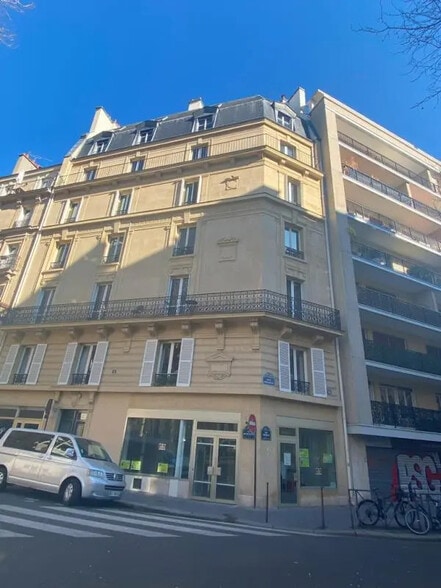 Local commercial dans Paris à louer - Photo de l’immeuble – Image 1 sur 7