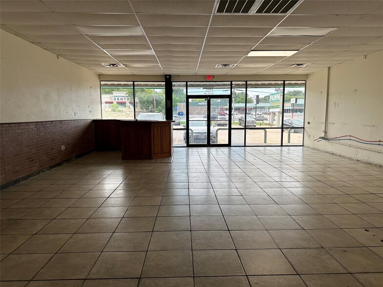 1407 S Main St, Weatherford, TX à louer - Photo intérieure – Image 2 sur 11